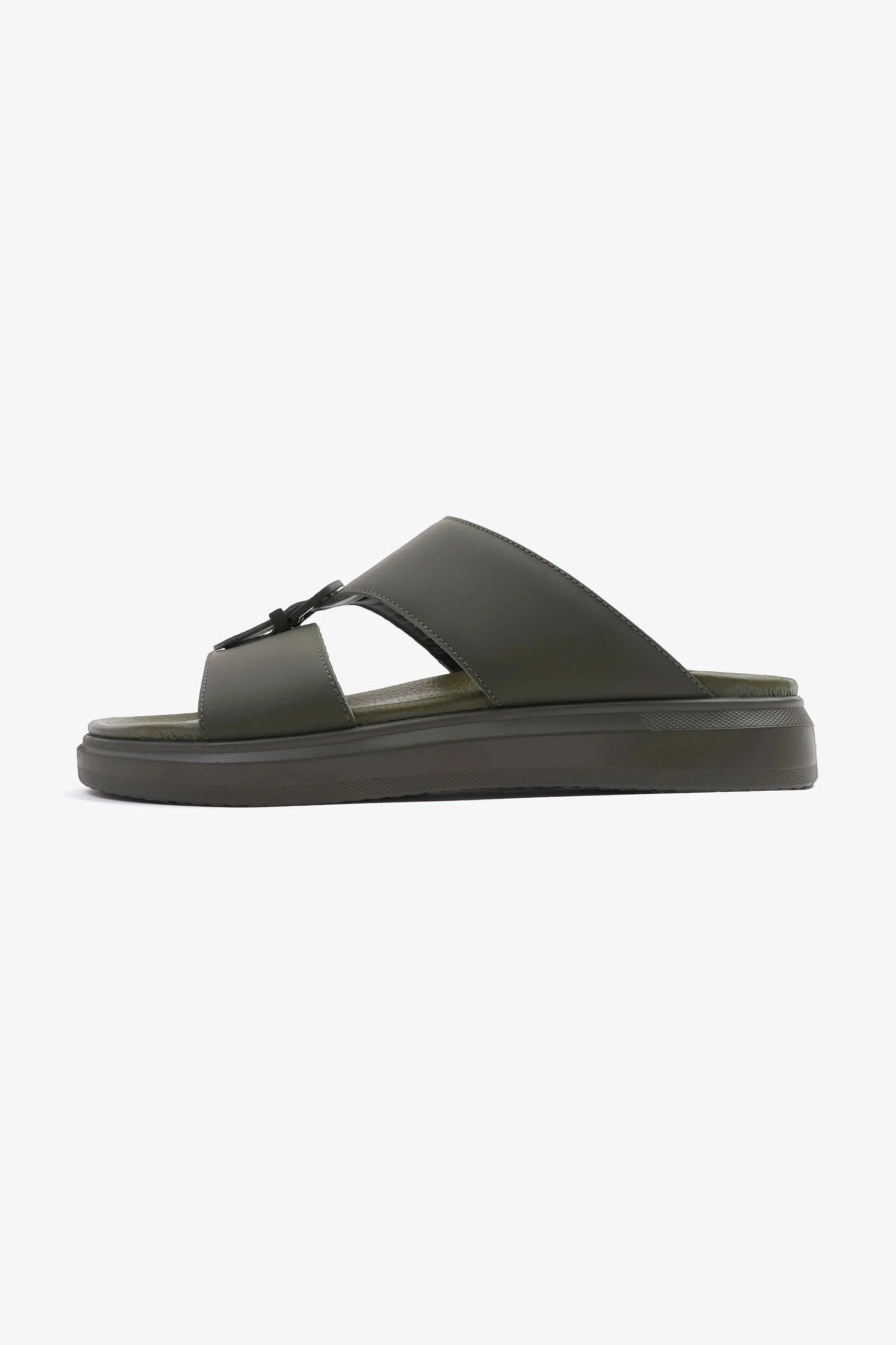 UOMO CAVALIER MENS ARABIC CLASSIC TRIM EXTRA CUSHIONED SANDAL OLIVE - Seventy7