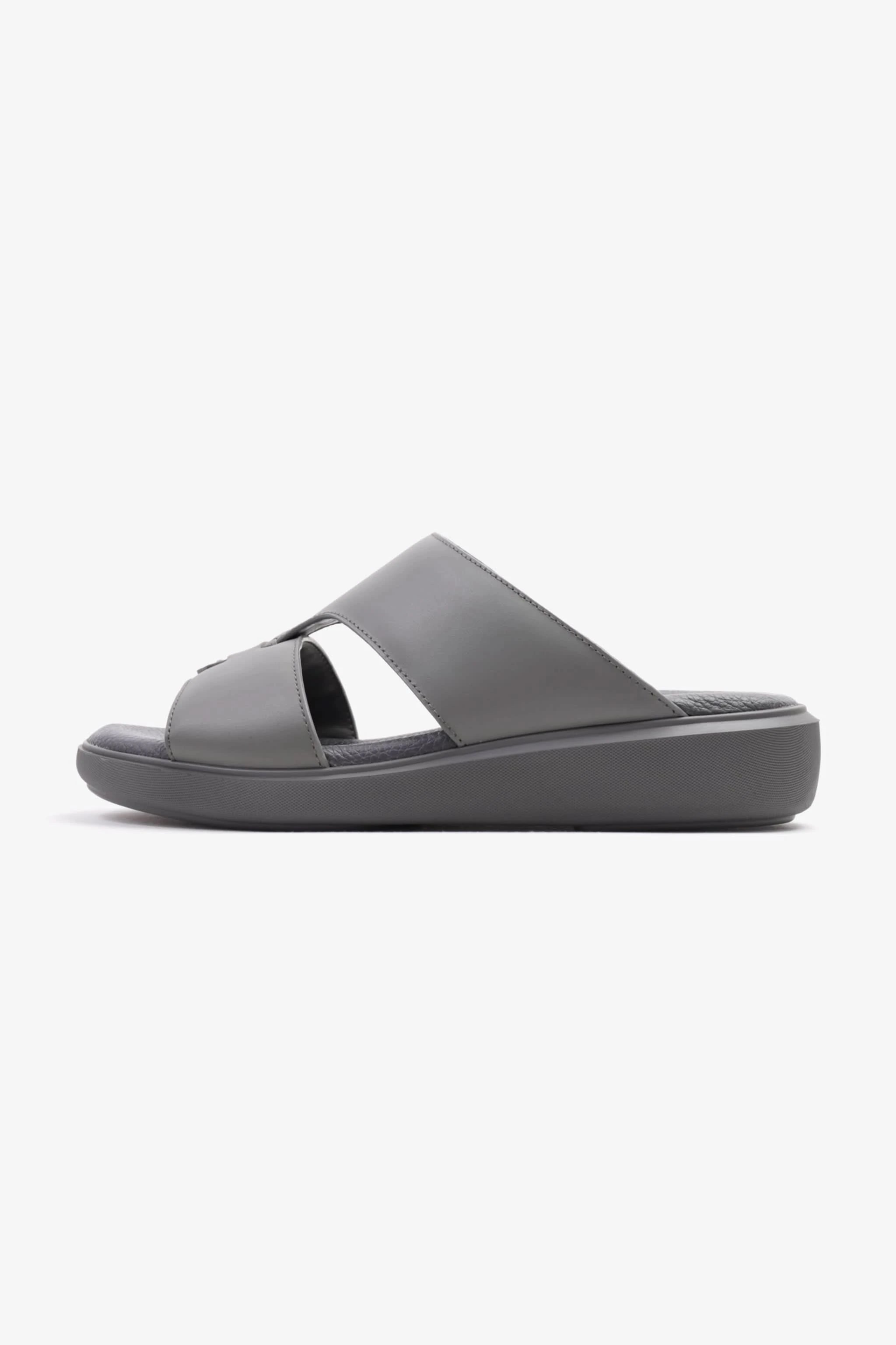 Uomo Cavalier Comfortable Slip-On Sandals with Cushioned Sole Grey - Seventy7