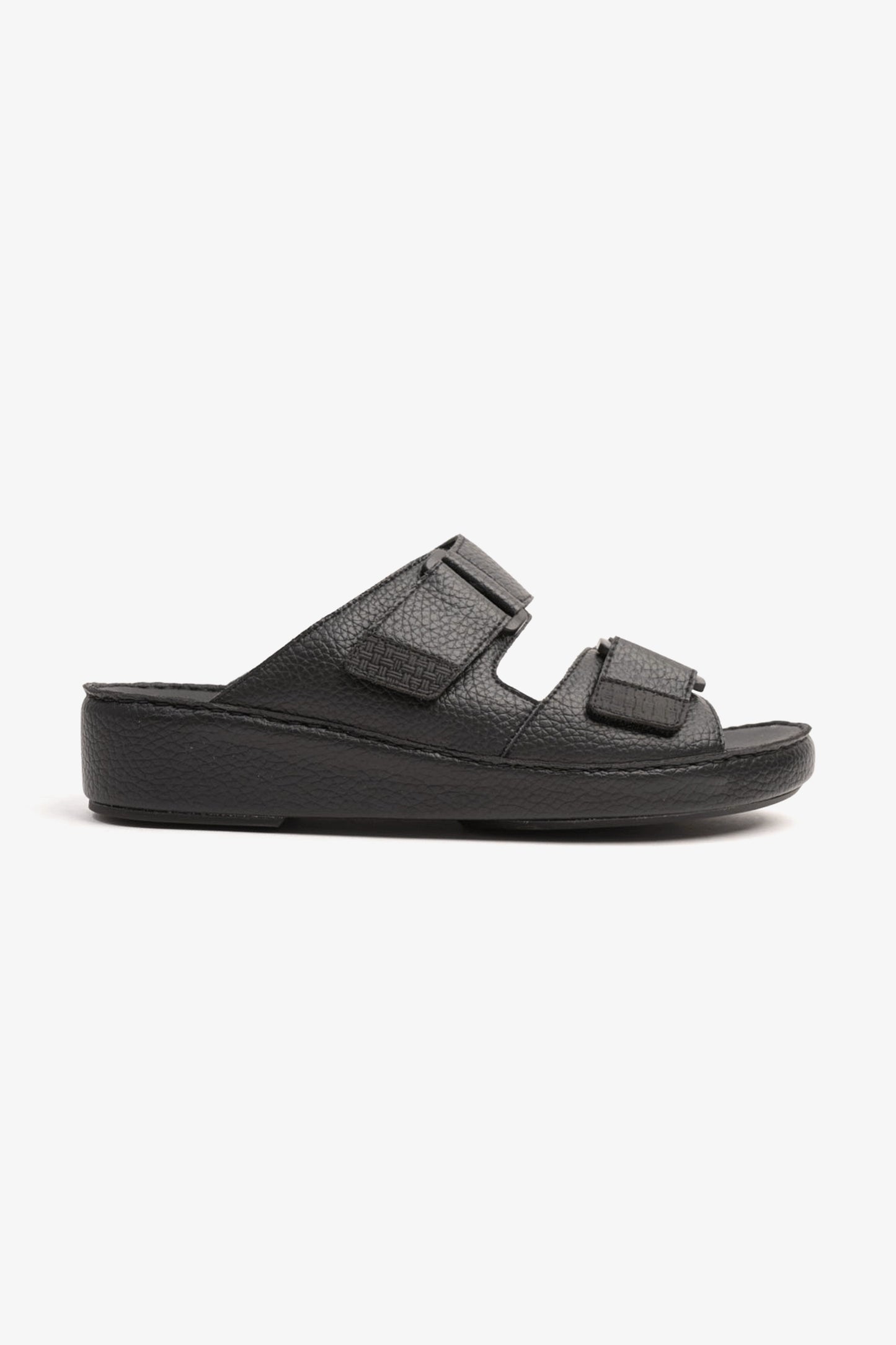 UOMO CAVALIER MEN'S ARABIC SANDAL WITH ADJUSTABLE STRAP BLACK - Seventy7