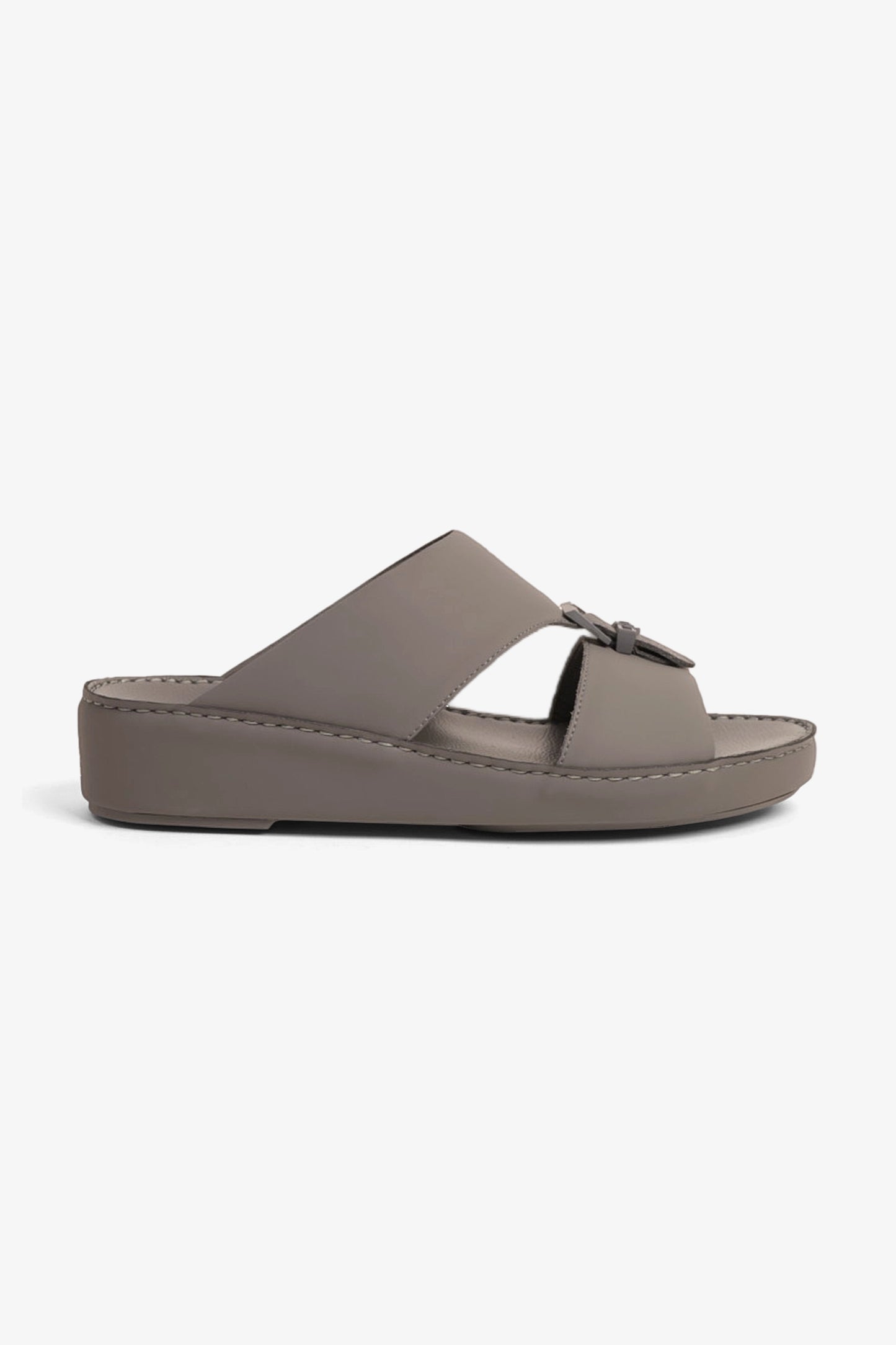 UOMO CAVALIER EMBOSSED LEATHER HANDSTITCHED ARABIC SANDALS GREY - Seventy7
