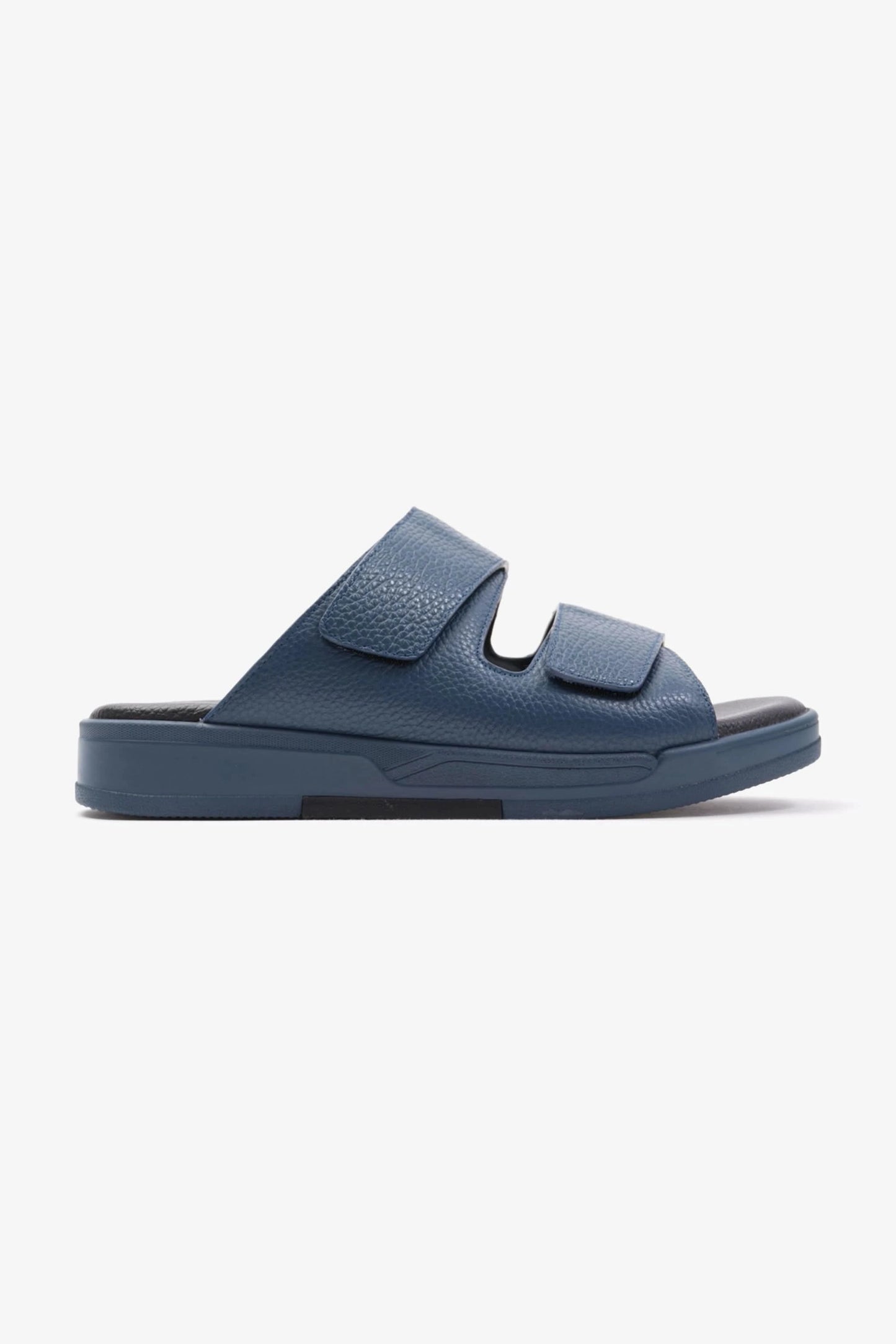 UOMO CAVALIER MEN'S LEATHER SANDALS, COMFORTABLE FOOTBED, SUMMER WEAR, VERSATILE NAVY - Seventy7