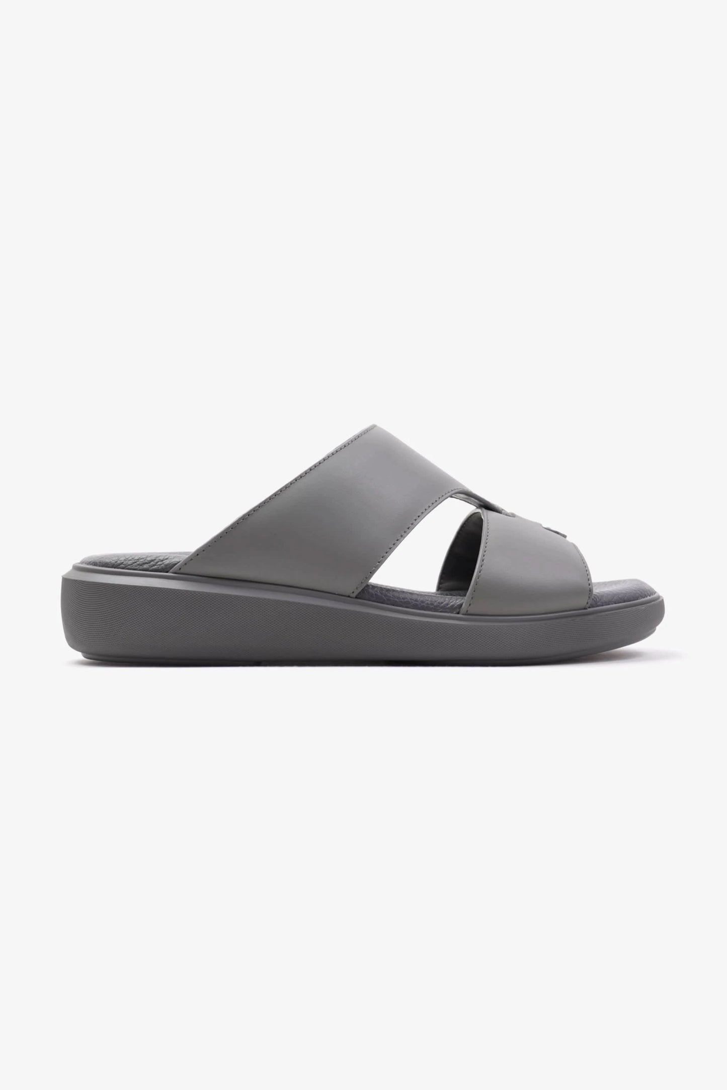 Uomo Cavalier Comfortable Slip-On Sandals with Cushioned Sole Grey - Seventy7