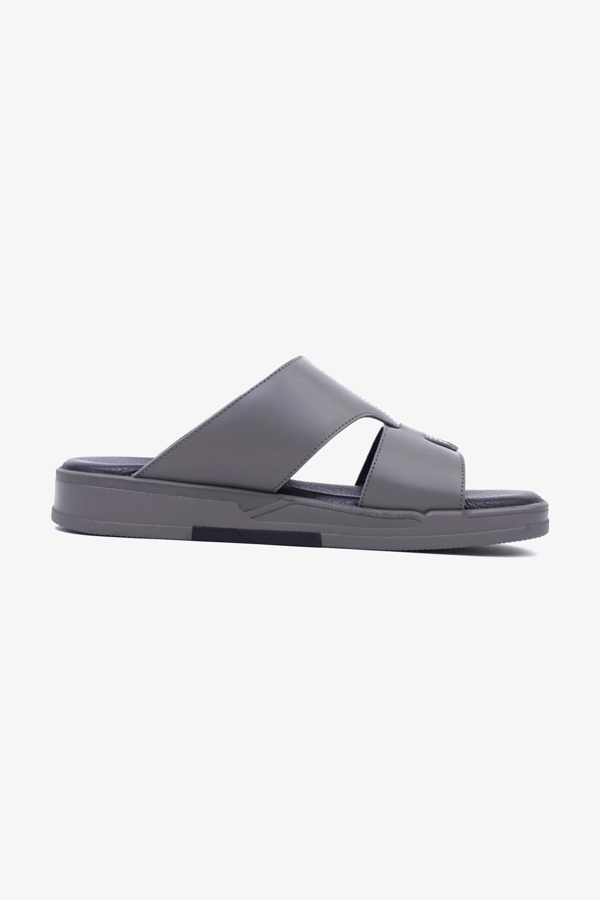 UOMO CAVALIER Men's Leather Sandals with Cut-Out Detail Grey - Seventy7