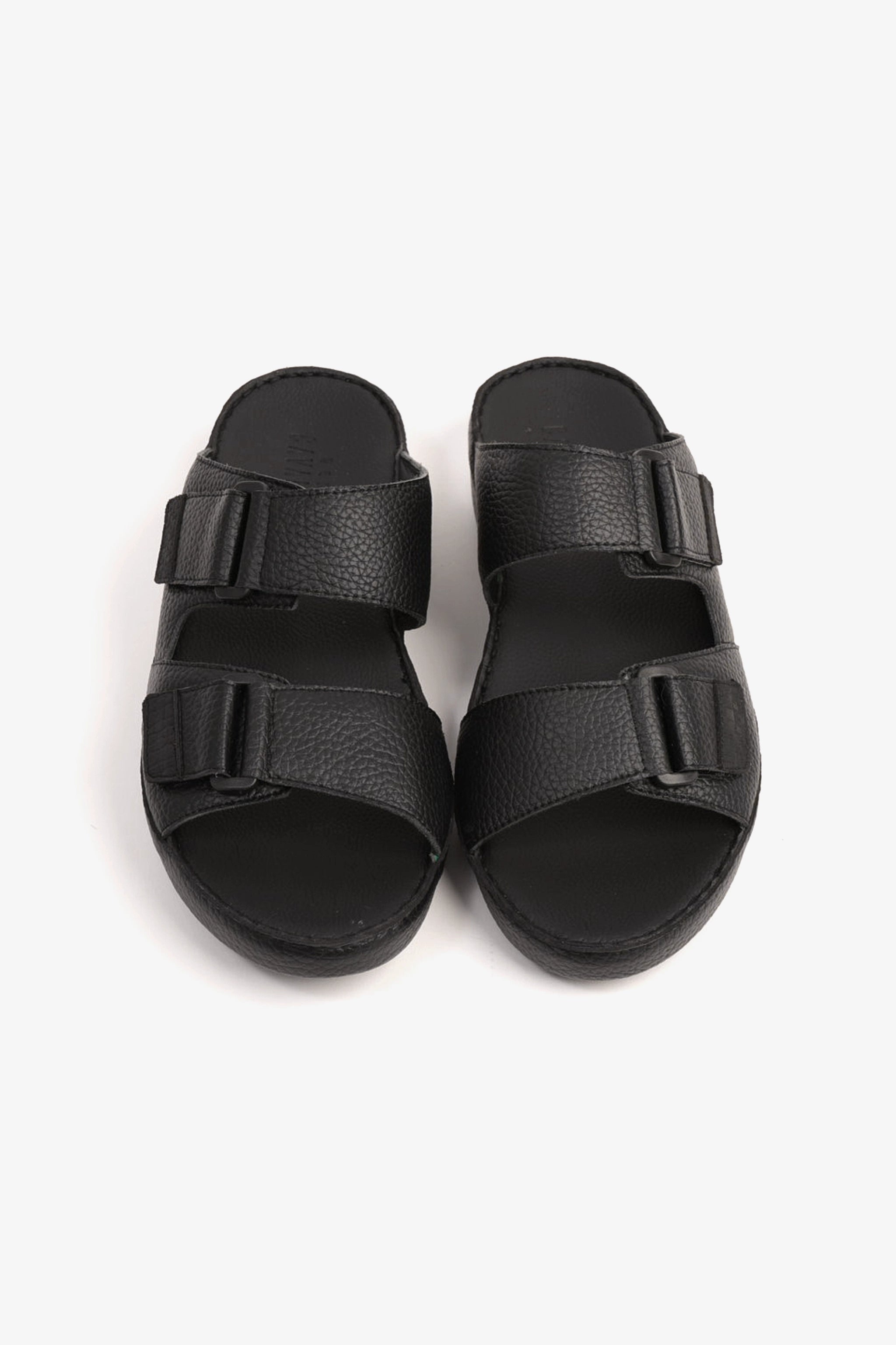 UOMO CAVALIER MEN'S ARABIC SANDAL WITH ADJUSTABLE STRAP BLACK - Seventy7