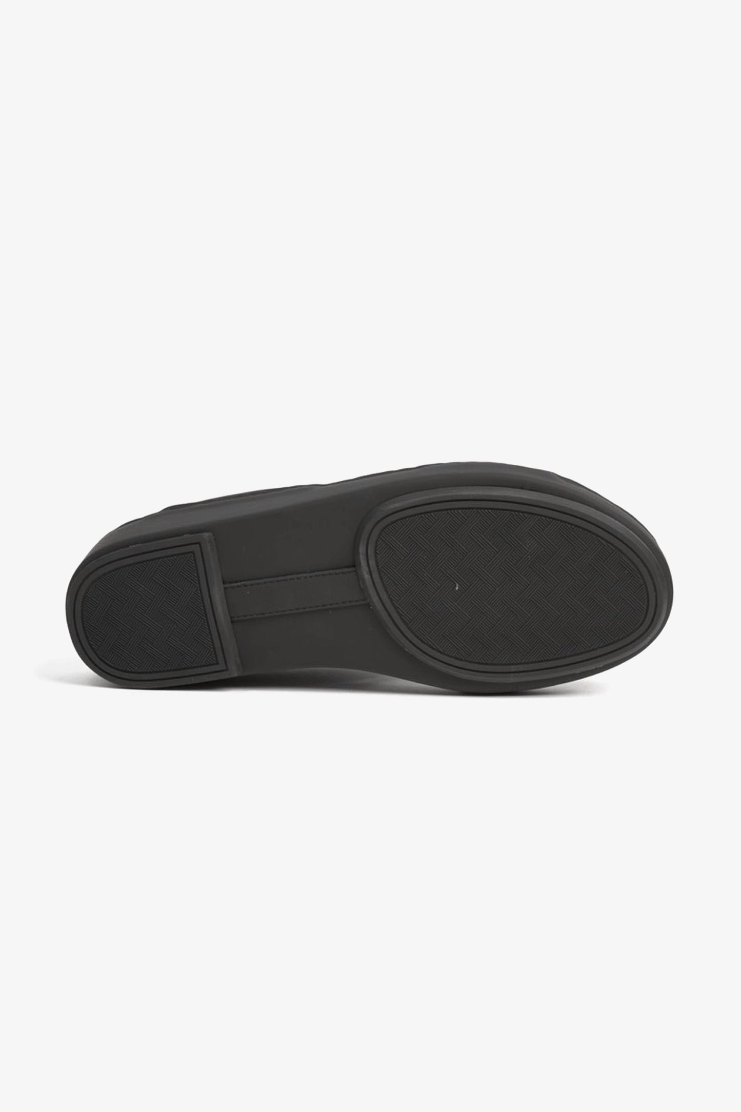 UOMO CAVALIER EMBOSSED LEATHER HANDSTITCHED ARABIC SANDALS BLACK - Seventy7