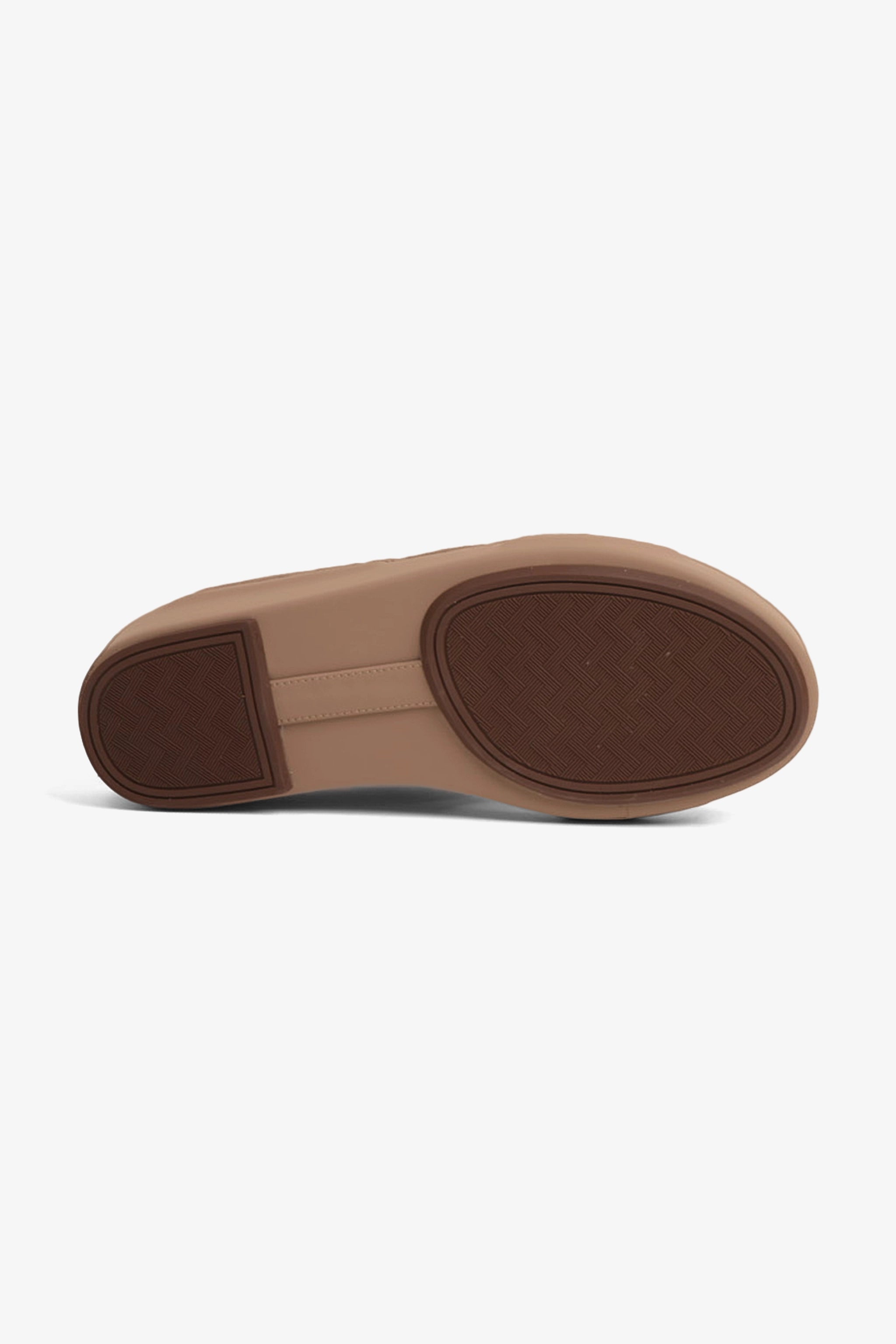 UOMO CAVALIER EMBOSSED LEATHER HANDSTITCHED ARABIC SANDALS STONE - Seventy7