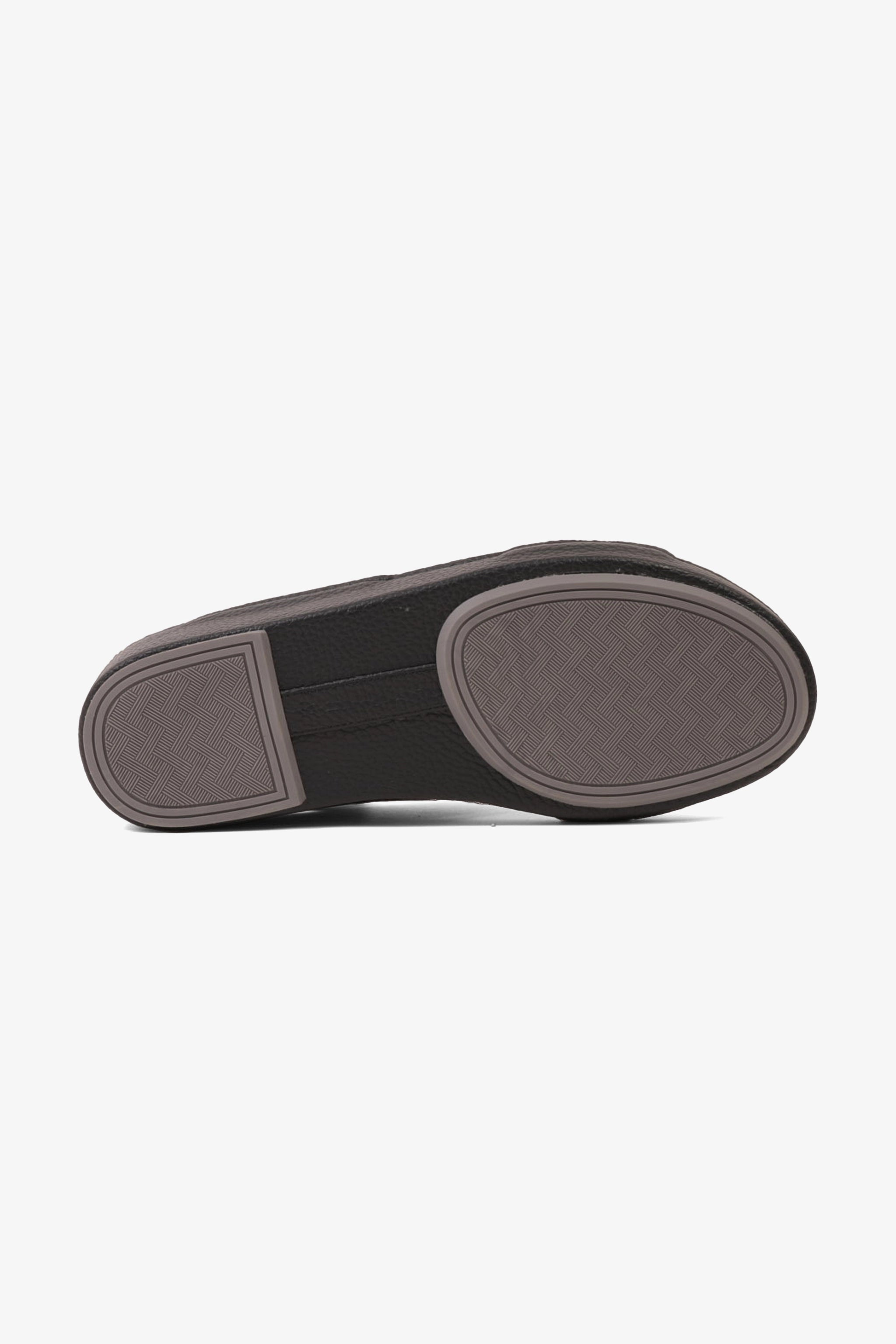 UOMO CAVALIER MEN'S ELITE LEATHER ARABIC SANDALS BLACK - Seventy7