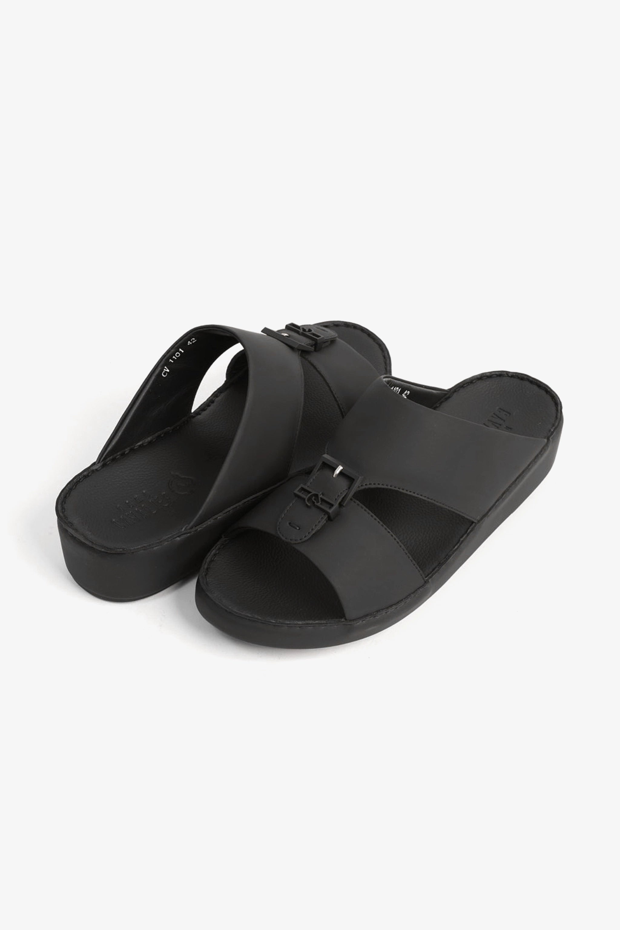 UOMO CAVALIER EMBOSSED LEATHER HANDSTITCHED ARABIC SANDALS BLACK - Seventy7