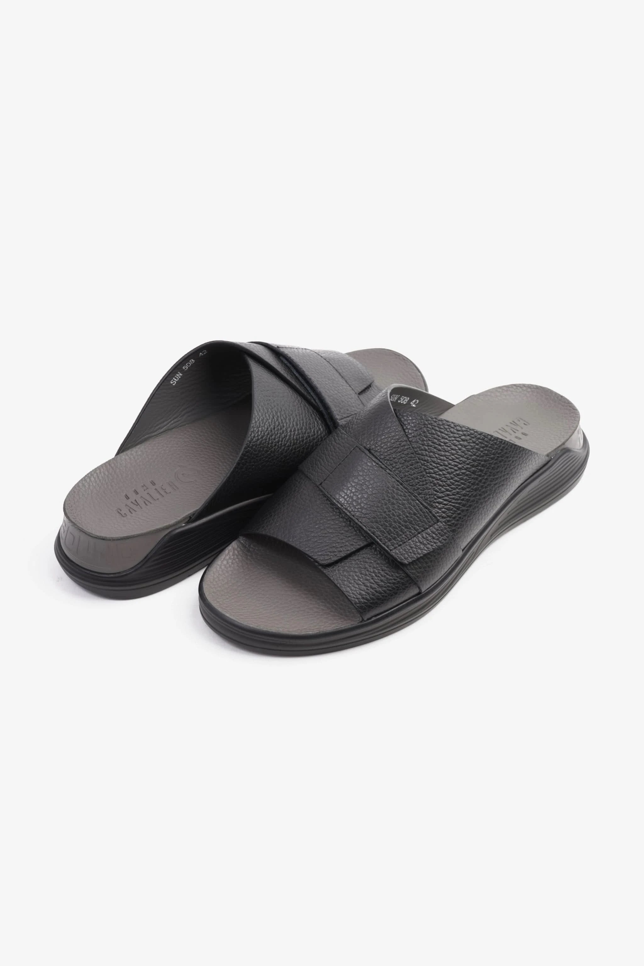 UOMO CAVALIER MEN'S STRAPPY SANDALS BLACK - Seventy7