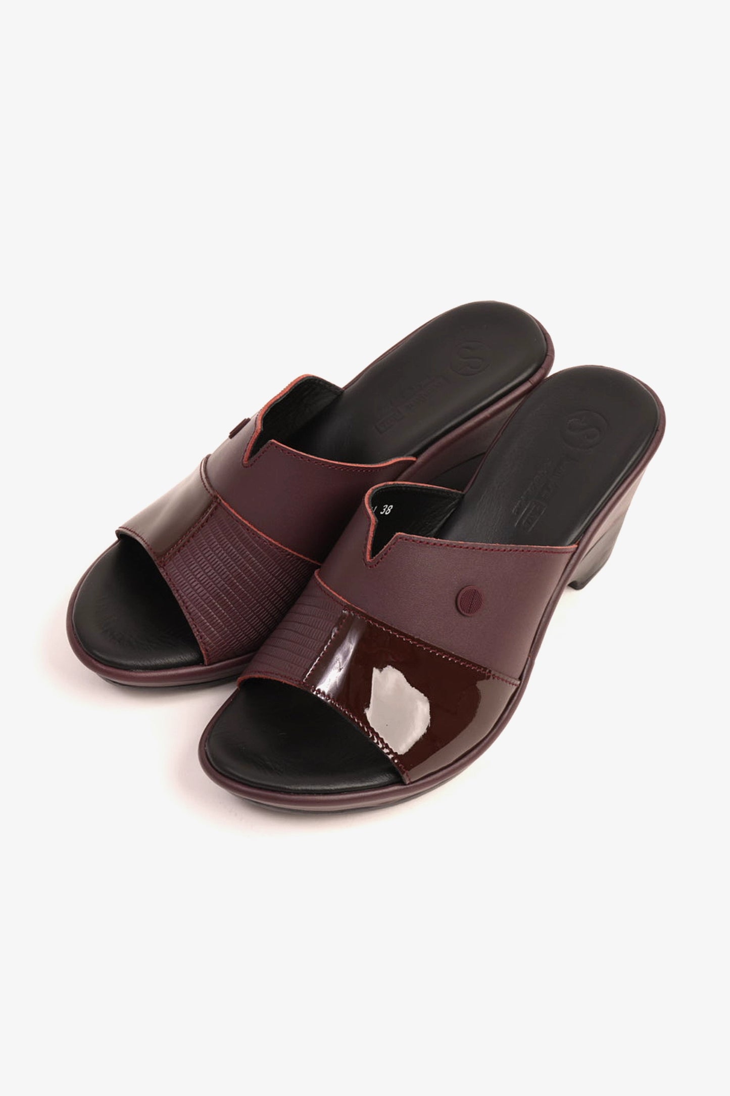 COMFORT PLUS LADIES SANDALS - 9111 MAROON - Seventy7