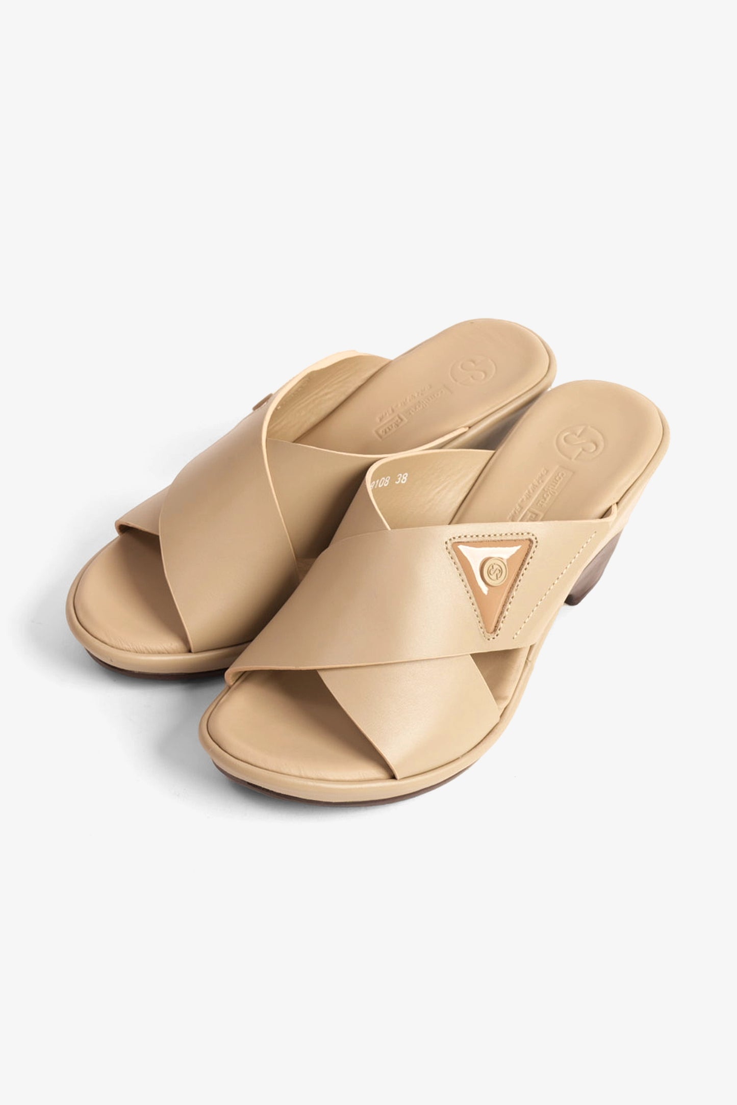 COMFORT PLUS LEATHER CROSS-STRAP WOMENS SLIDE SANDALS BEIGE - Seventy7