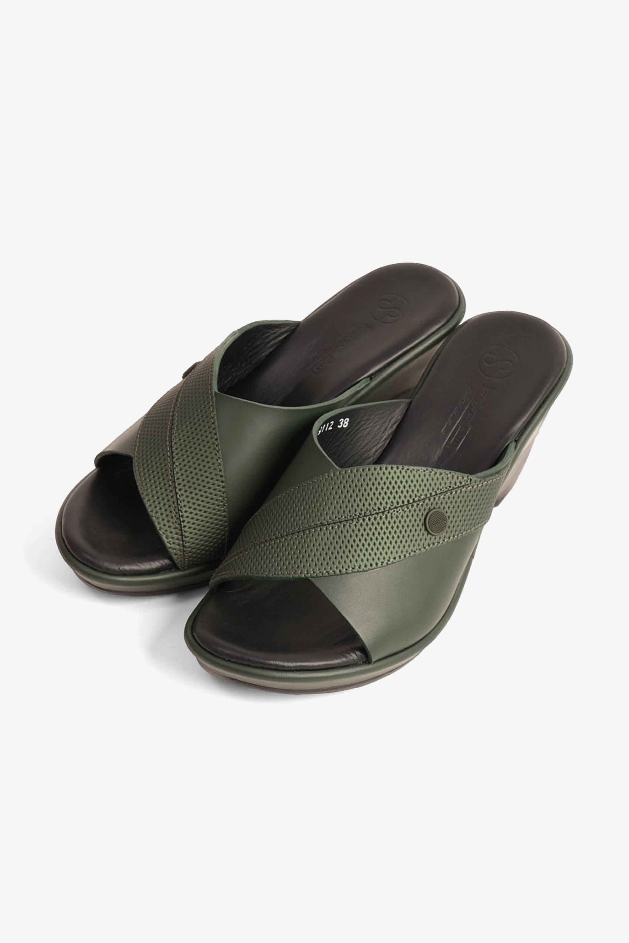COMFORT PLUS SUPORTIVE LEATHER MULES WITH LOW HEEL GREEN - Seventy7