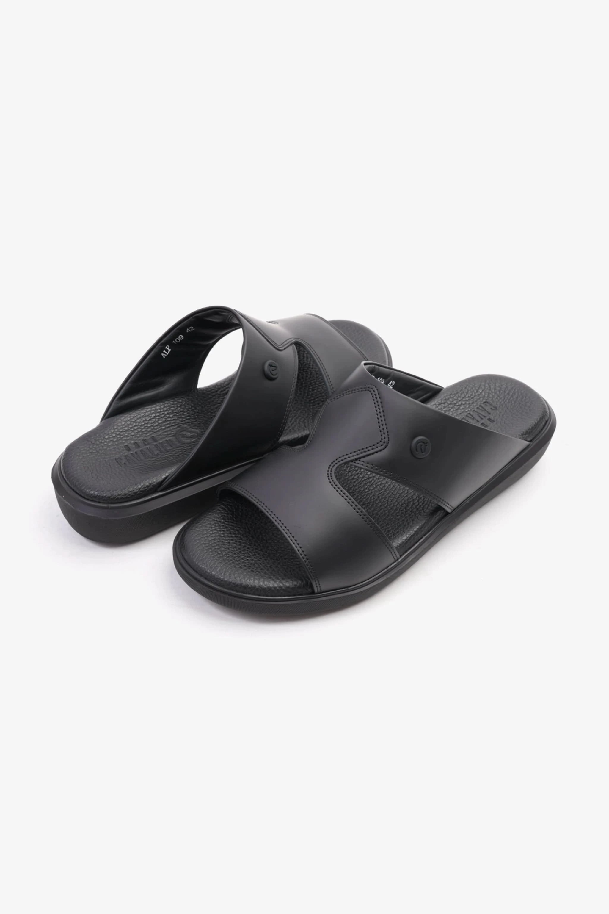 Uomo Cavalier Stylish Comfortable Footbed, Adjustable Side Clasp Black - Seventy7