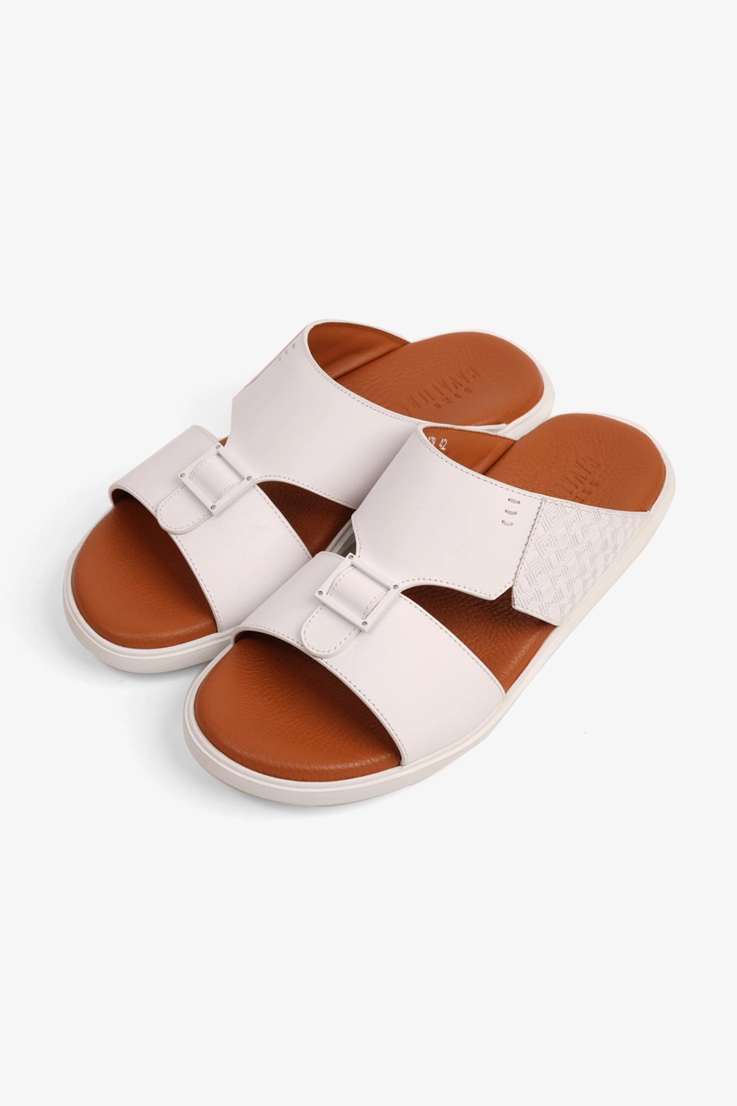UOMO CAVALIER CLASSIC DESIGN TEXTURED SOLE MEN'S SANDALS WHITE - Seventy7