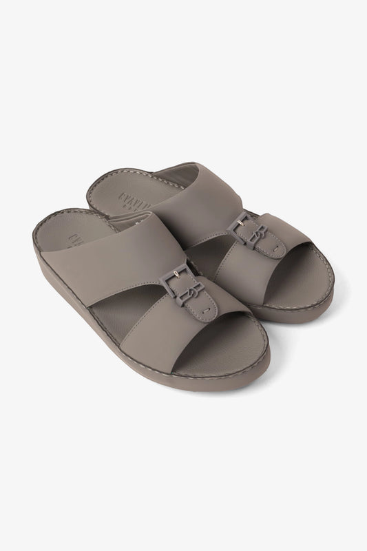 UOMO CAVALIER EMBOSSED LEATHER HANDSTITCHED ARABIC SANDALS GREY - Seventy7