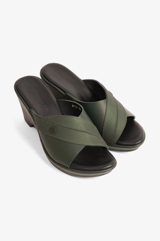 COMFORT PLUS SUPORTIVE LEATHER MULES WITH LOW HEEL GREEN - Seventy7
