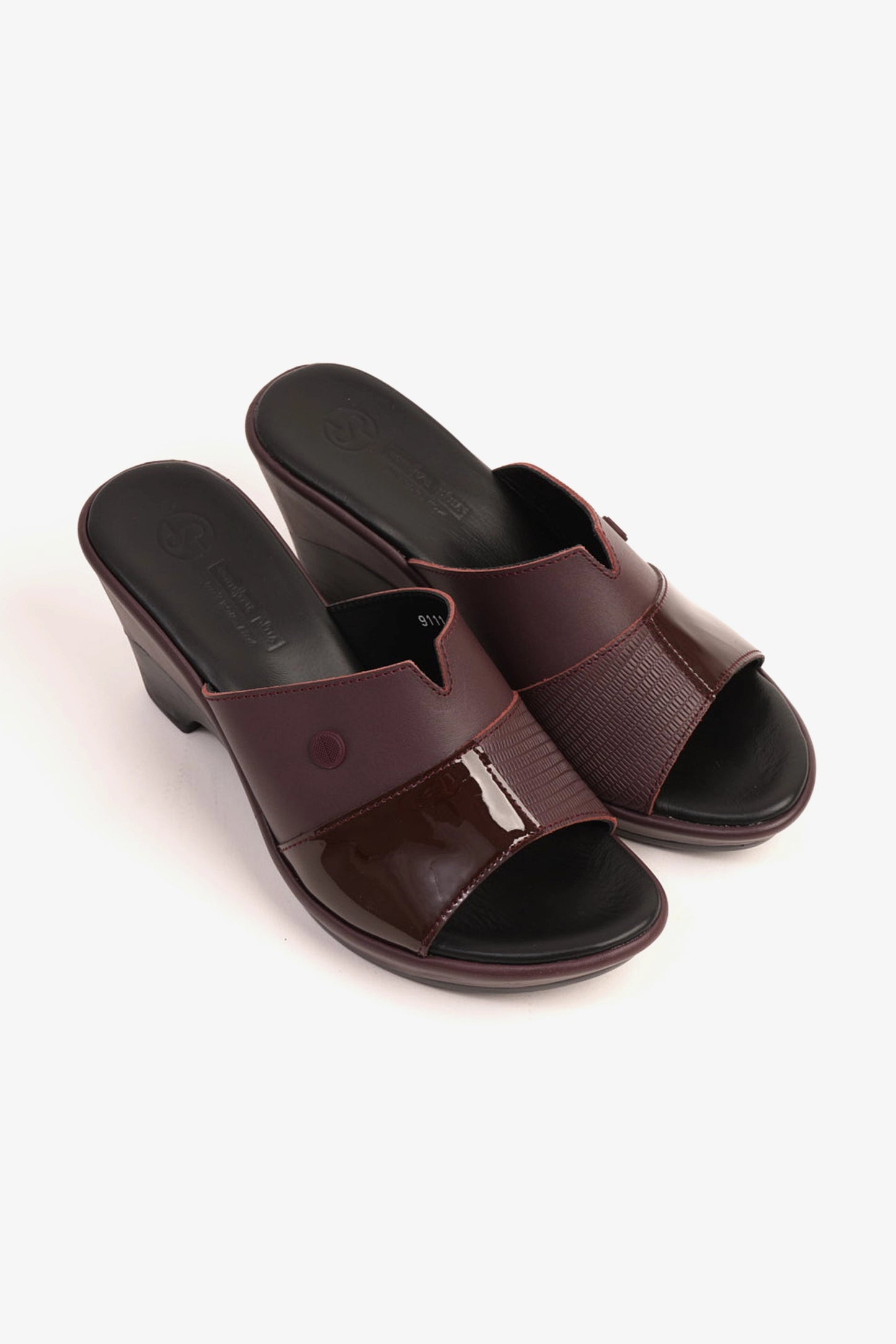 COMFORT PLUS LADIES SANDALS - 9111 MAROON - Seventy7