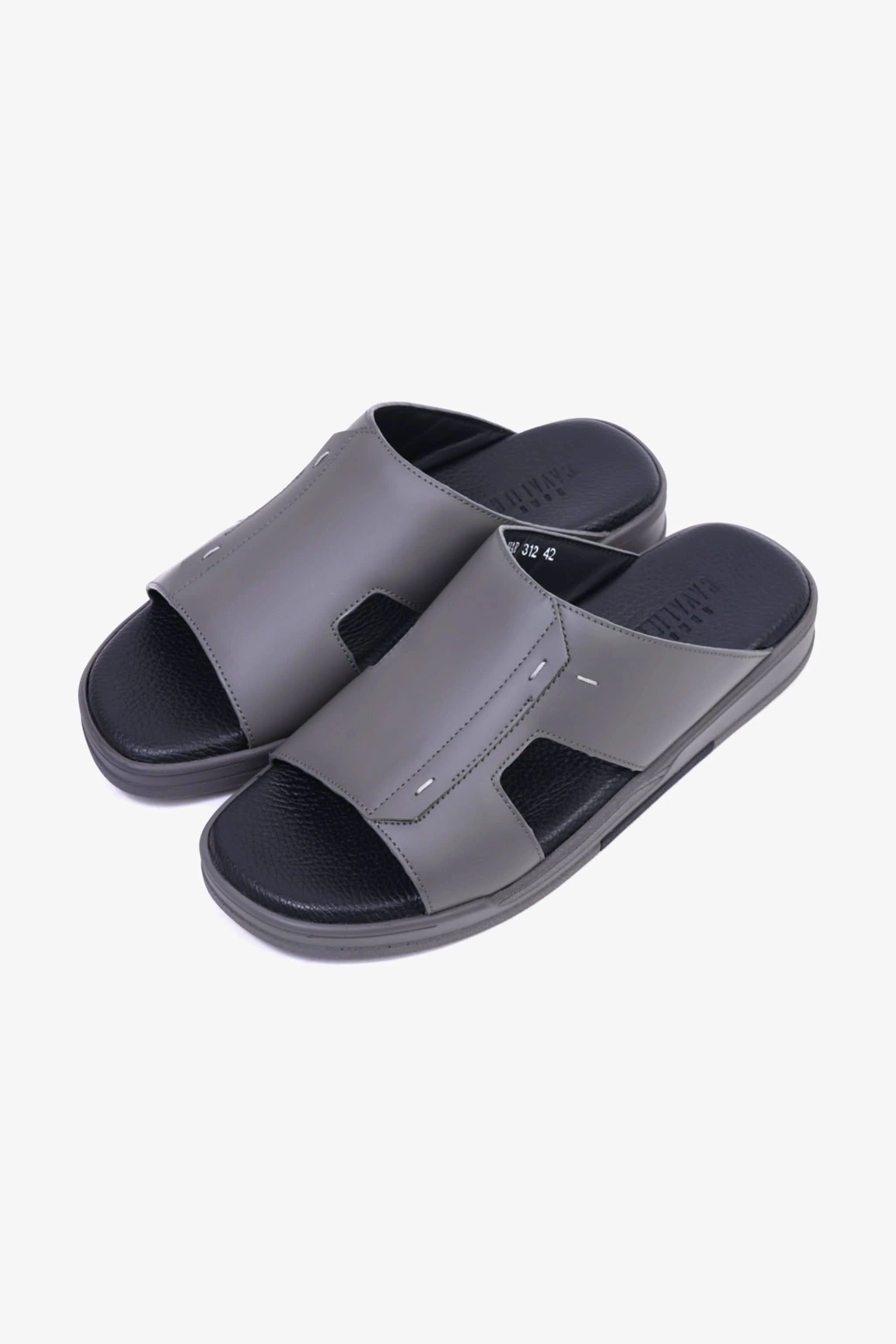 UOMO CAVALIER Men's Leather Slide Sandals with Cushioned Footbed Grey - Seventy7