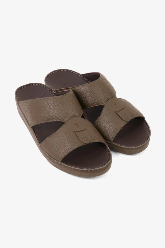 UOMO CAVALIER ELITE TRADITIONAL LEATHER ARABIC SANDALS OLIVE - Seventy7