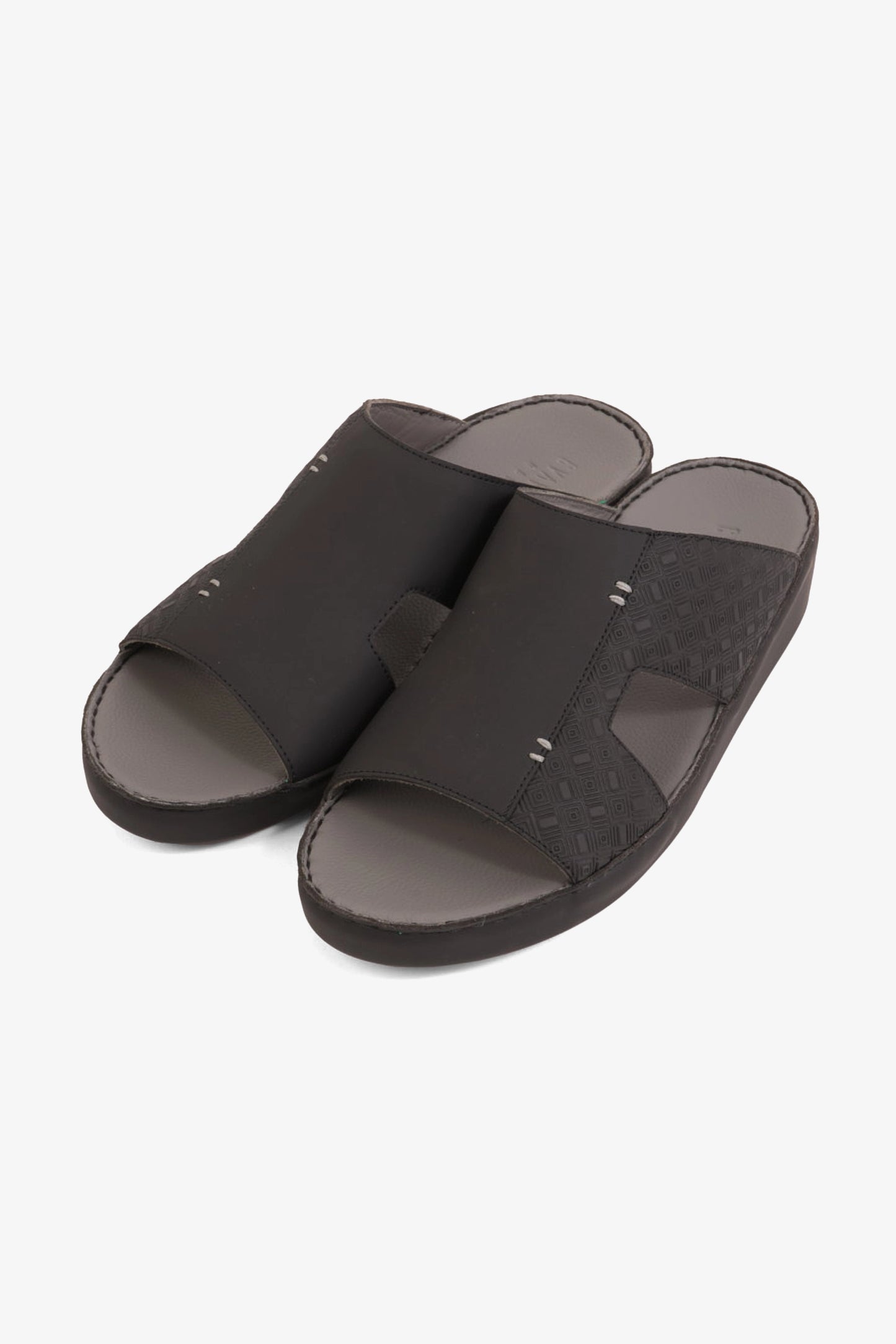 UOMO CAVALIER MEN'S ELITE COMFORT ARABIC SANDALS BLACK - Seventy7