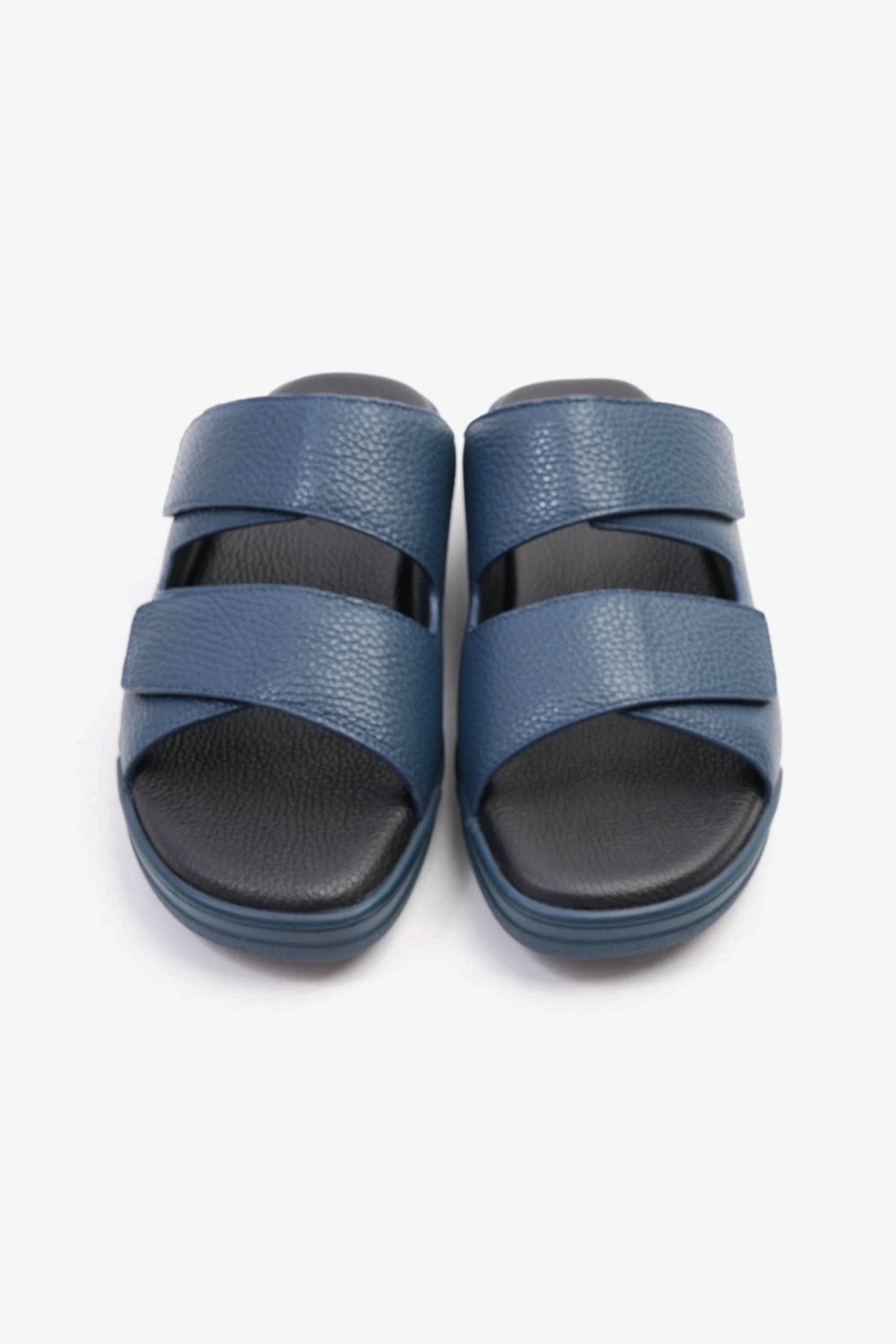 UOMO CAVALIER MEN'S LEATHER SANDALS, COMFORTABLE FOOTBED, SUMMER WEAR, VERSATILE NAVY - Seventy7