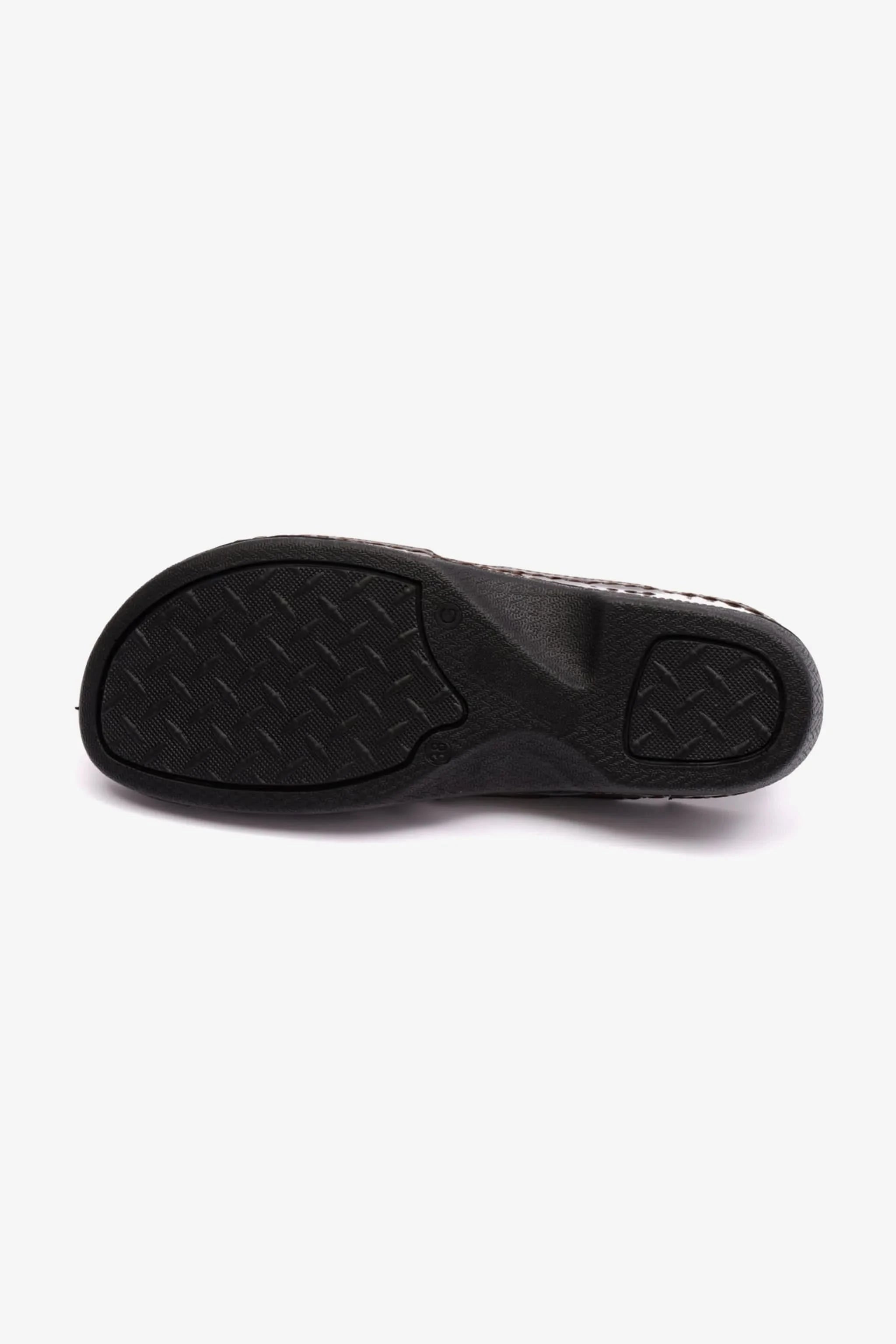 COMFORT PLUS WOMENS CROCO PRINT SANDALS BROWN - Seventy7