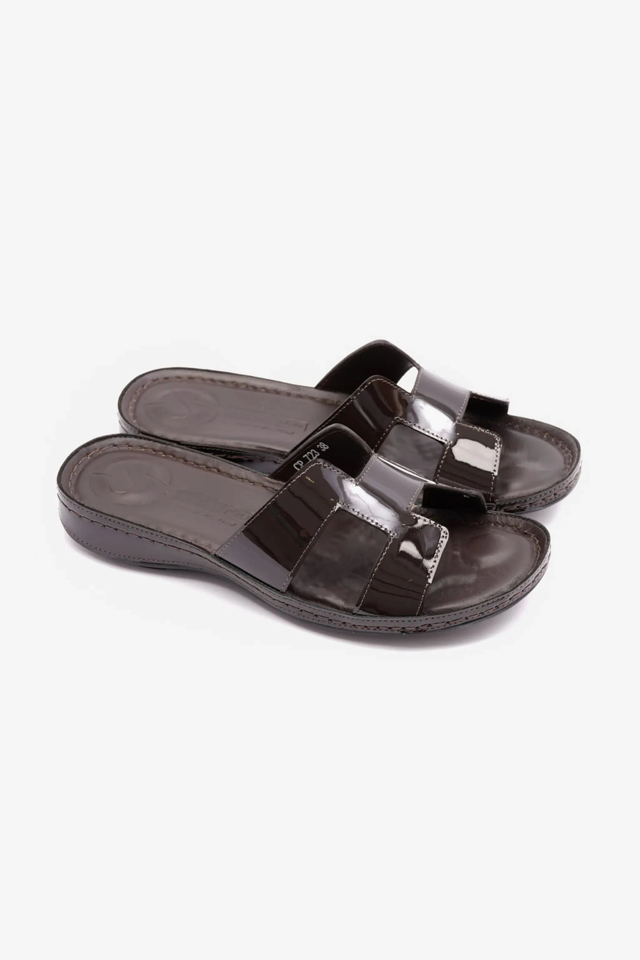 FLAT PATENT LEATHER COMFORT PLUS LADIES SANDALS BROWN - Seventy7