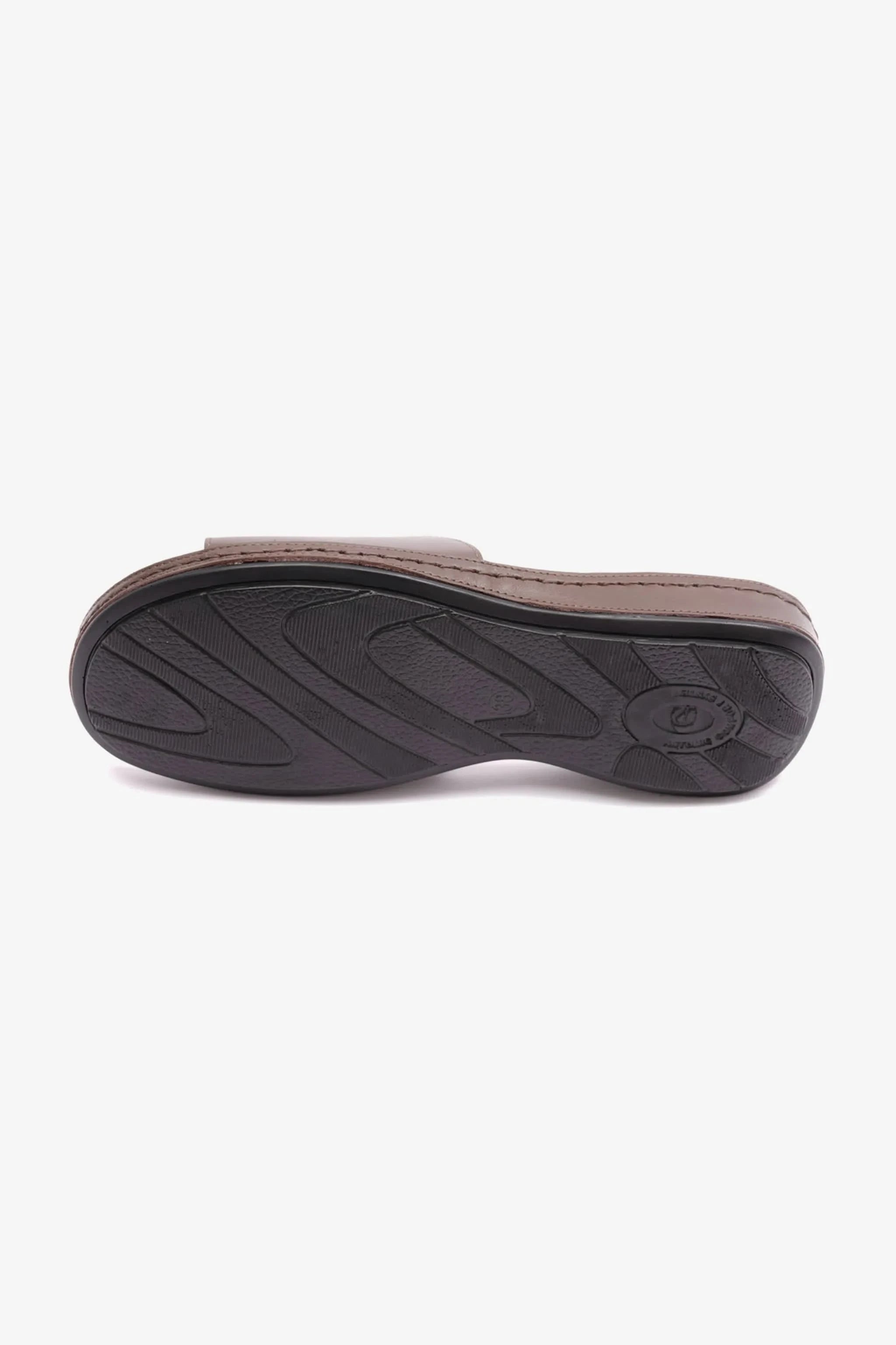 COMFORT PLUS ULTRA MASSAGE POINT SOFT NAPPA LADIES SANDAL BROWN - Seventy7