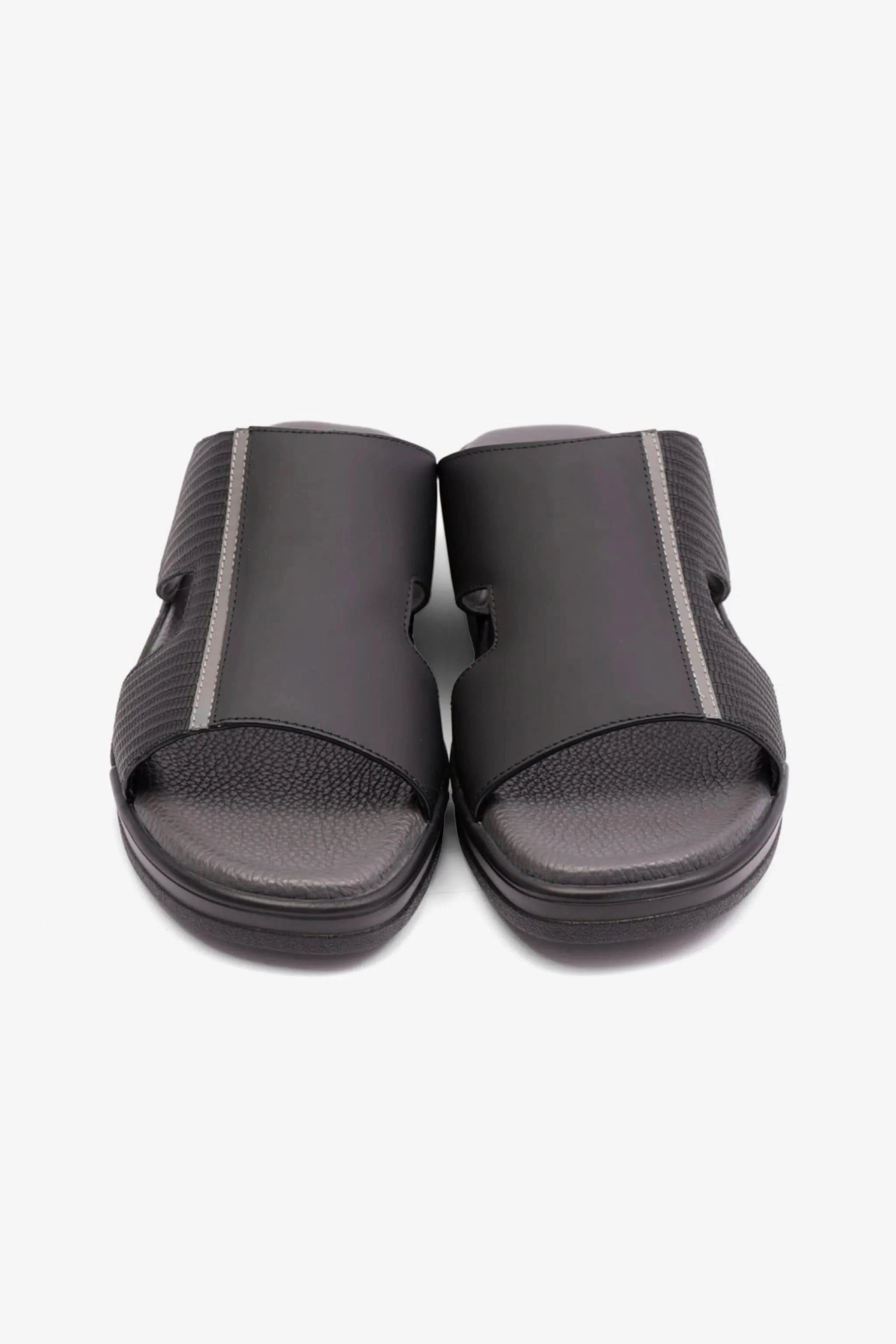 UOMO CAVALIER MENS ARABIC EXTRA CUSHIONED SANDALS BLACK - Seventy7