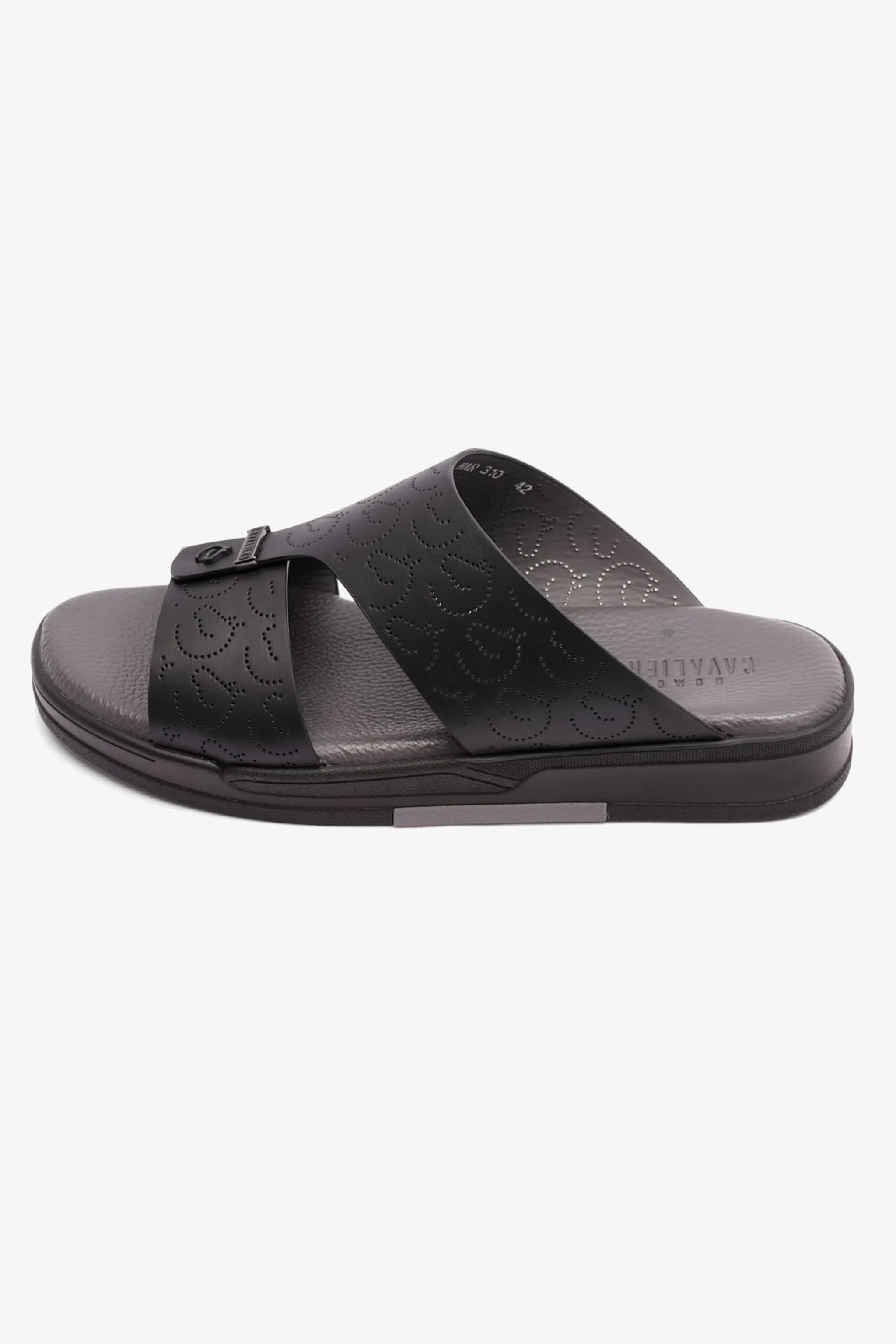 UOMO CAVALIER MENS ARABIC STYLISH TRIM SANDALS BLACK - Seventy7