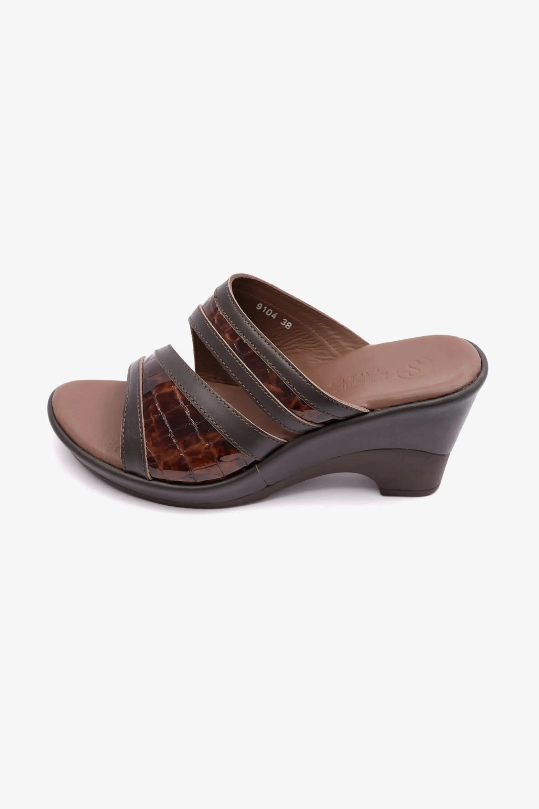 COMFORT PLUS EXTRA CUSHIONED HIGH HEEL WOMENS SANDAL BROWN - Seventy7