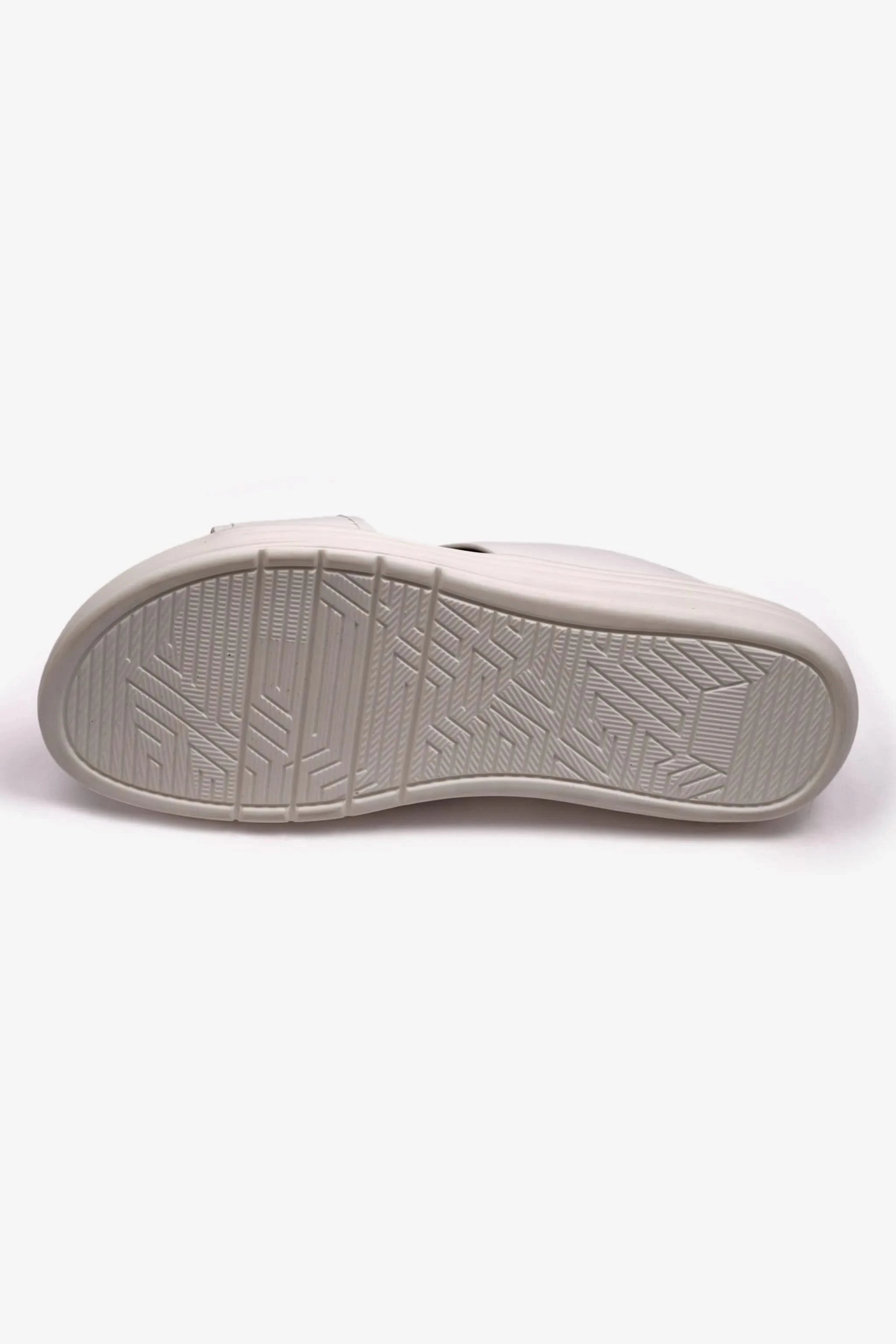 MATTE LEATHER MENS STYLISH SANDALS WHITE - Seventy7