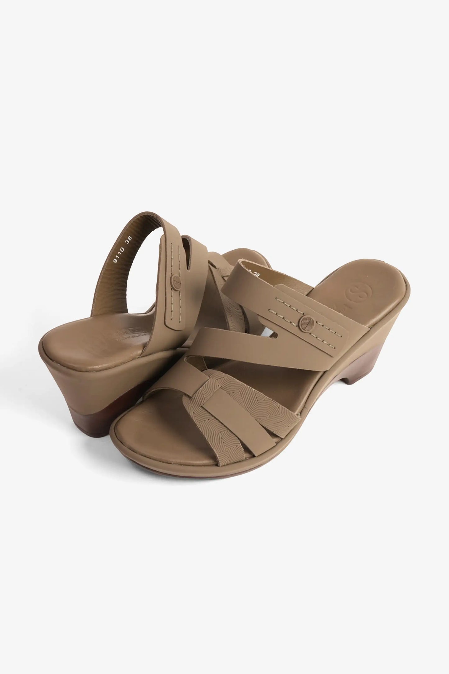 COMFORT PLUS LEATHER CUT-OUT SANDALS WITH LOW HEEL TRUFFLE