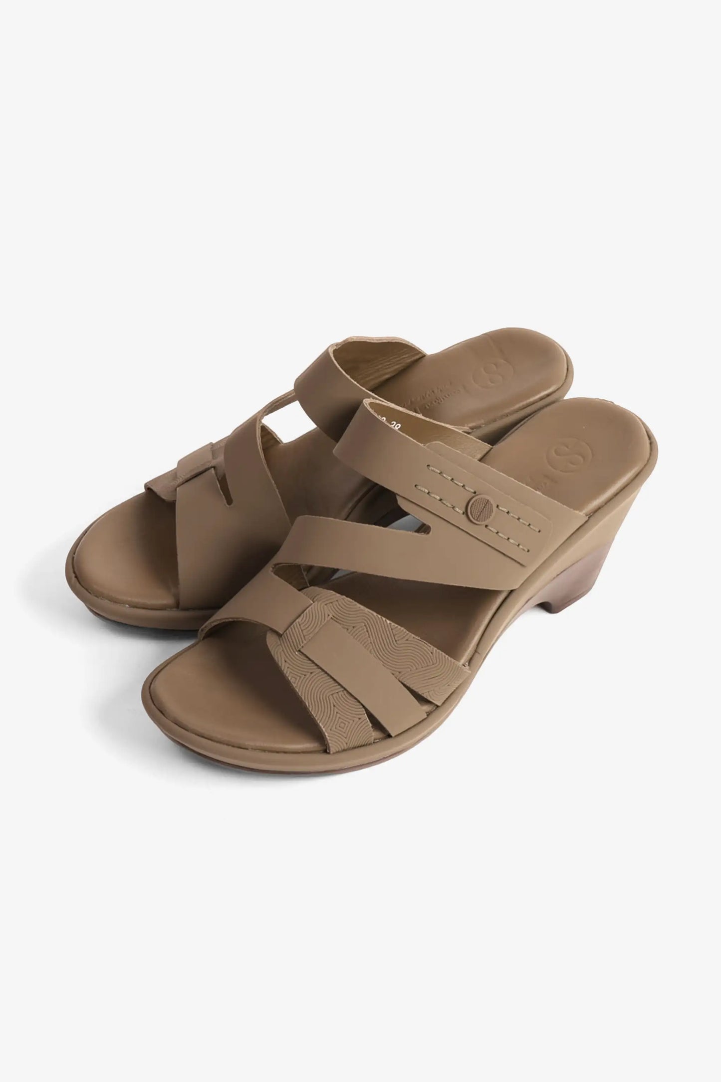 COMFORT PLUS LEATHER CUT-OUT SANDALS WITH LOW HEEL TRUFFLE