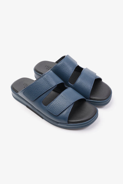 UOMO CAVALIER MEN'S LEATHER SANDALS, COMFORTABLE FOOTBED, SUMMER WEAR, VERSATILE NAVY